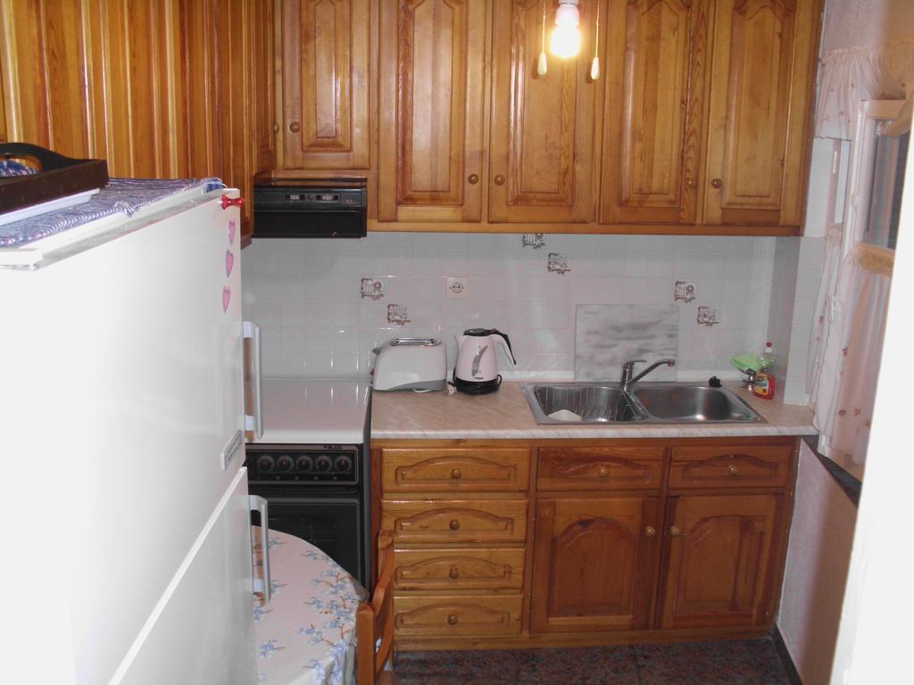 מלון גלוסה Angelinas House מראה חיצוני תמונה